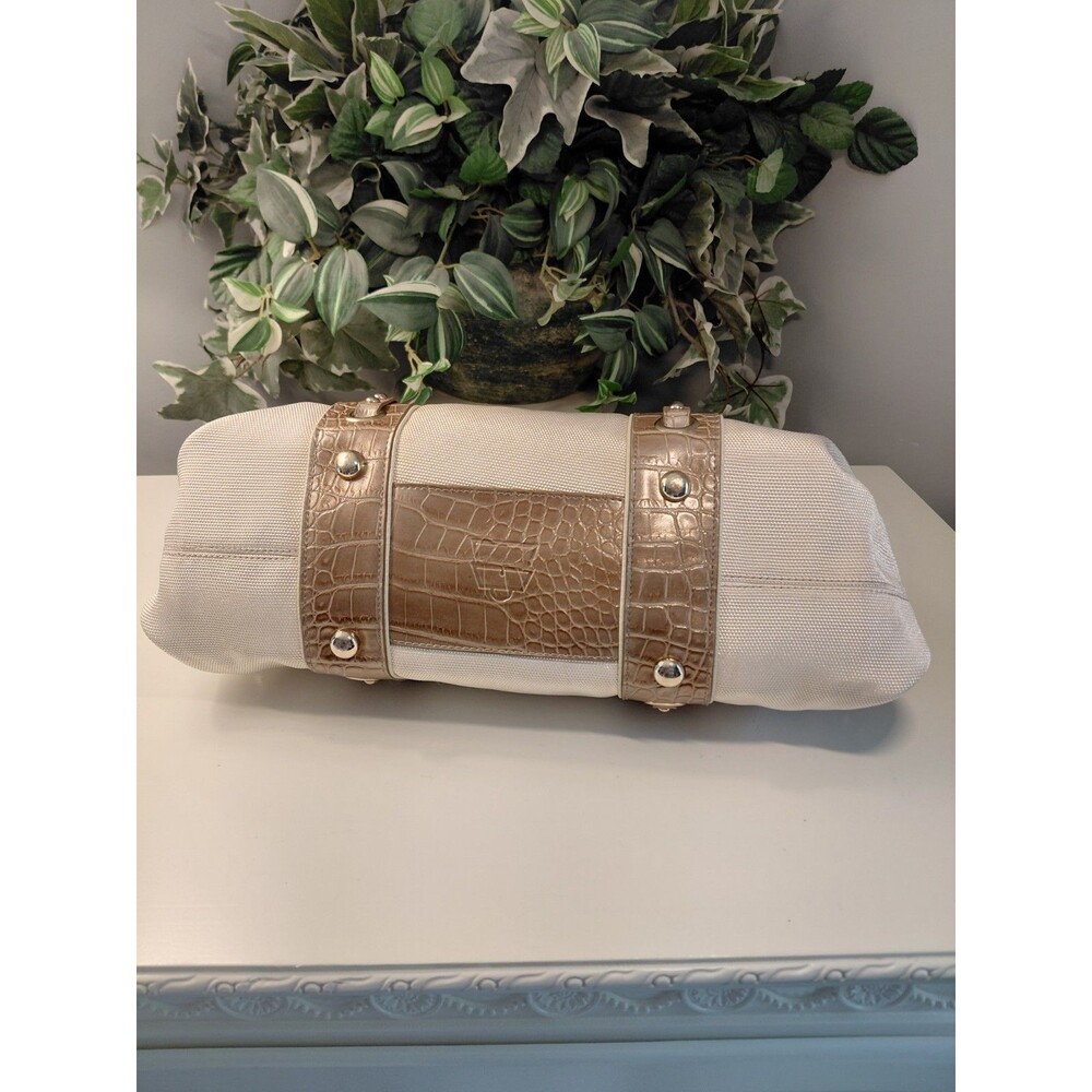 Kathy Van Zeeland Handbag Cream & Bronze W/Charms - Picture 5 of 9